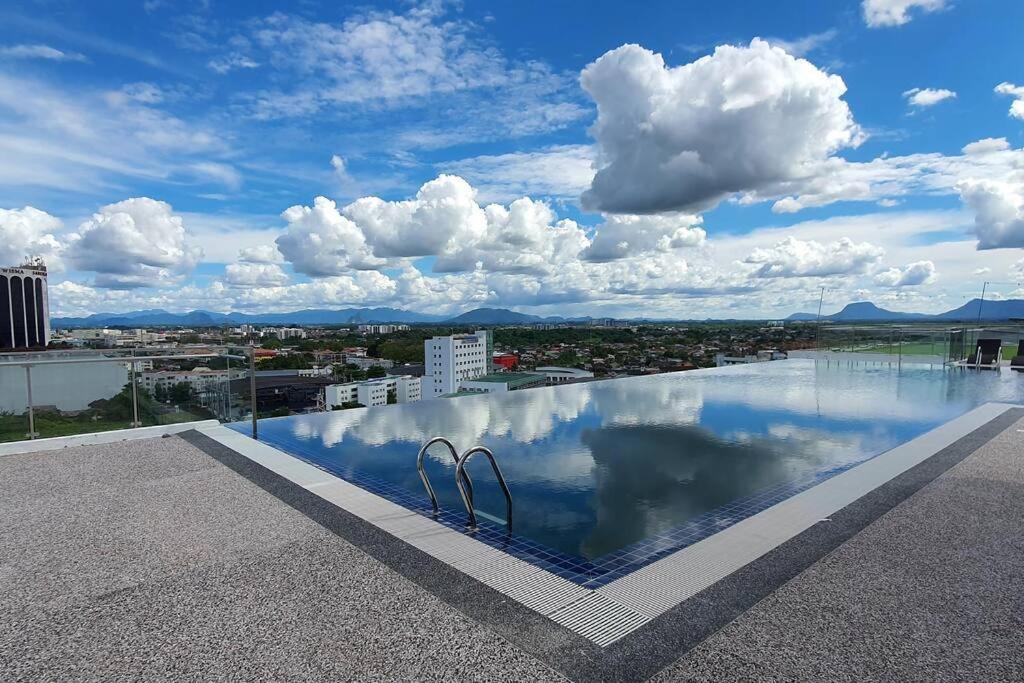 KOZI Square New SGH Cozy Home 7A Kuching Zewnętrze zdjęcie
