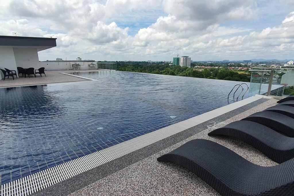 KOZI Square New SGH Cozy Home 7A Kuching Zewnętrze zdjęcie